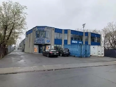 (25pi2) Entrepot de 25pi2 Montreal Sur Saint-Roch Montréal Image# 1