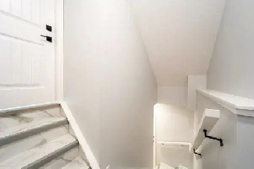 Basement Private Suite in Leduc available For Immediate Move In Image# 1