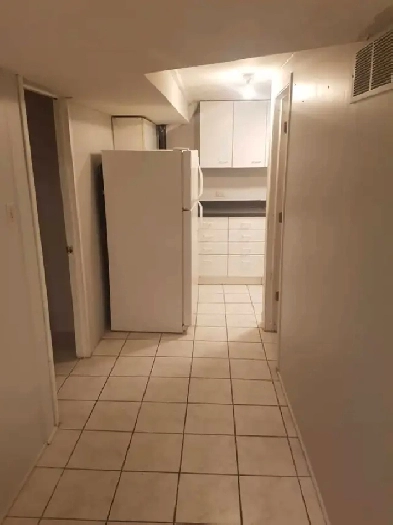 Basement for Rent 2 Br Thornhill Image# 1
