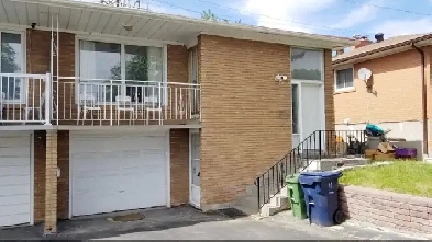 404/Finch 3Bedroom 2Parking House Seneca for rent Image# 1