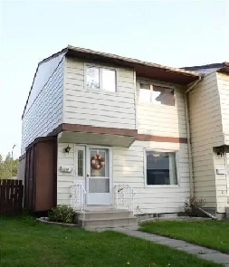 Rent - 3 BR &1.5 Bath Town house in East Kildonan Image# 3