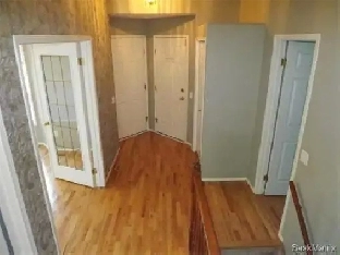 MAIN FLOOR room 630 included everything LAKEVIEW - CENTER MALL Image# 1