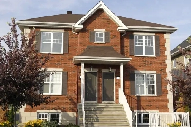 Condo 5 ½  - RDJ - Rue Fregault Laval (rang. et stat inclus !) Image# 9