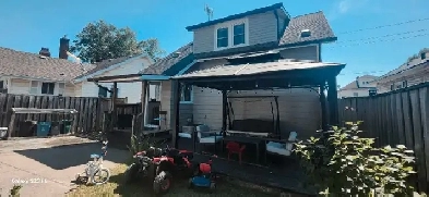 Main floor of detached house for Rent Image# 2