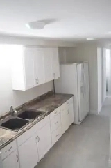 Basement Unit - LEGAL DUPLEX Image# 8