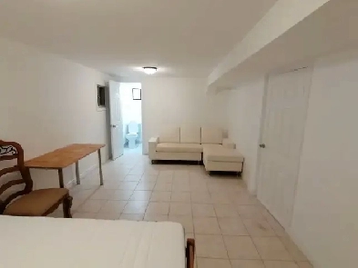 Good location and cozy house Image# 1