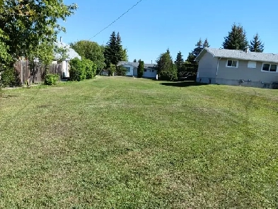 7500sq ft lot in Vegreville Alberta Image# 1