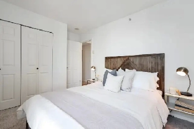 FREE SEPTEMBER RENT – Private Room in High-Rise | NOW Image# 2