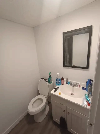 2 Beaux logements de 1—1/2 à louer : 514-377-8037 Image# 1