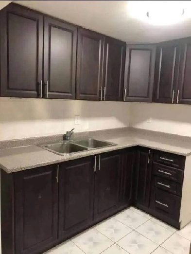 2 bedrooms basement apartment for rent Image# 1