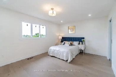 Bedroom available for rent Image# 11