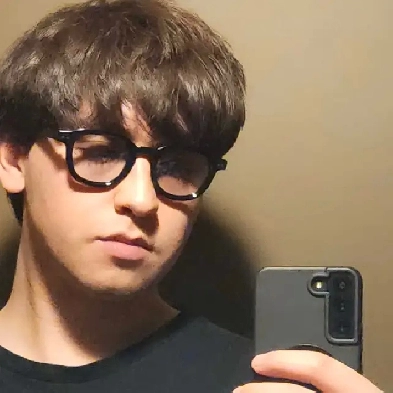 student looking for rent Image# 1