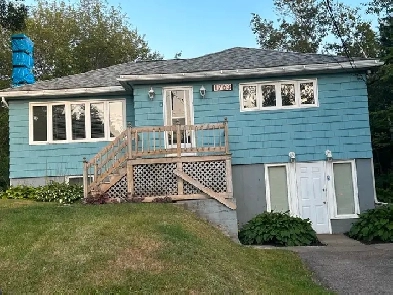 2 bedroom main level apartment Image# 3