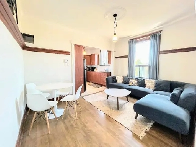 2 beds  1 bath ALL Included- NDG min 2 months Image# 5