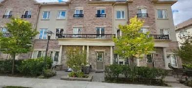 3-Bedroom townhouse for rent - Finch & Bathurst Image# 10
