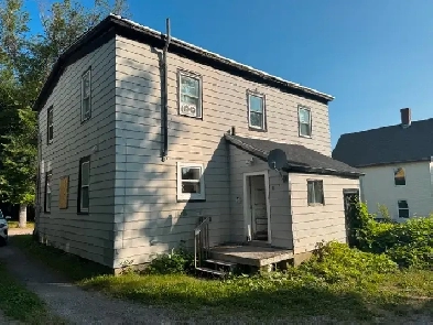 ️ TRIPLEX — Rent-to-Own or Straight Sale — Downtown Sydney Image# 3