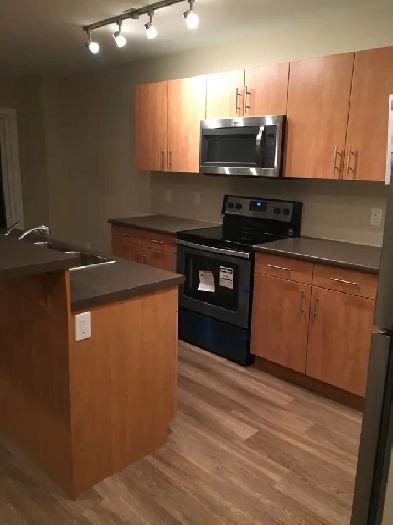 For Sale: Beautiful 3Bedroom Townhouse Condo at Devonshire Park Image# 4