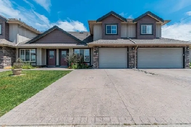 Almost 3000 sqft Townhouse for rent in Sardis (Chilliwack) Image# 1