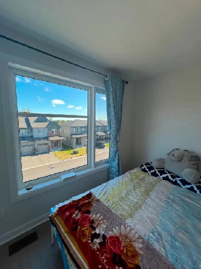 Fully furnished private single room for rent -North Kanata Image# 2