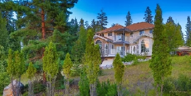Big Bright Modern House overlooking 10 Mile Lake Image# 1