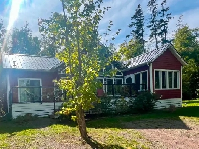 3 bdrm Executive Winterized Cottage for Winter Rental-Sea View Image# 1
