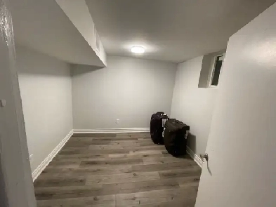 1 Bedroom Basement available Near Sheridian Brampton Image# 1
