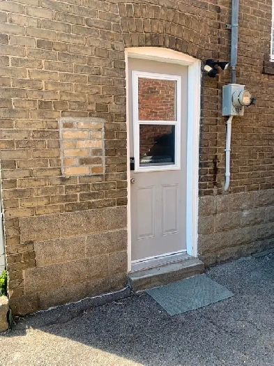 1 Bed   1 Bath Lawrence w & Avenue Rd for rent now $1599 Image# 9