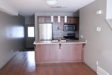 3 Bedroom 2.5 Bathroom Townhouse for Rent in Drayton Valley Image# 8