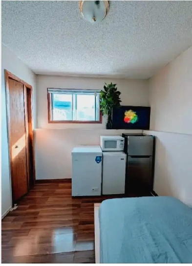 ROOM FOR RENT Image# 5