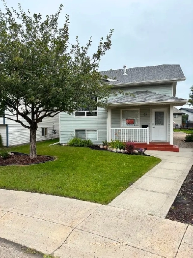 For Sale by Owner - Save the Realtor Fees! Image# 1