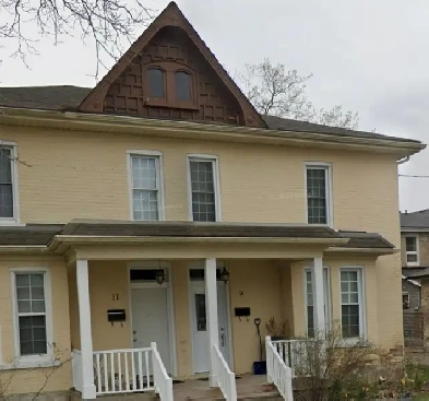 beautifully maintained 3 bedroom home downtown guelph Image# 1