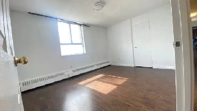 3 Beds, 1 Bath - Apartment Image# 9