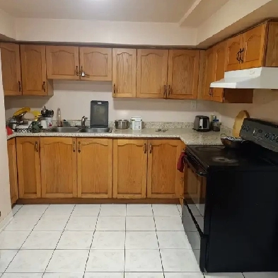 Room for rent in Basement Image# 4