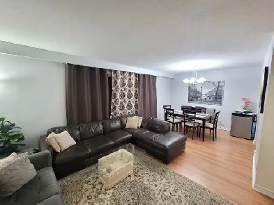 3 bedroom Bungalow Bathurst manor Image# 1