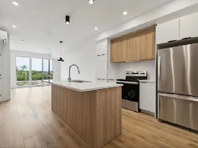 3.5 Apartment with Indoor Garage, ALL INCLUDED (one month free!) Image# 10