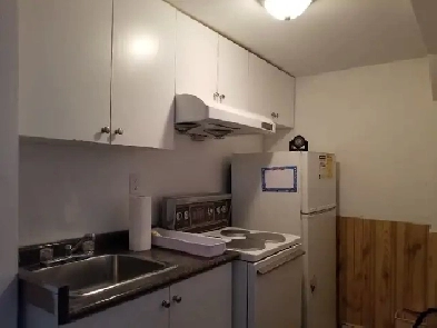 Furnished Basement Room $600 – All Inclusive – Scarboro. (Oct 1) Image# 2