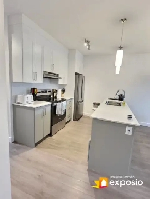 2 chambres au coeur du Plateau, électroménagers, câble internet Image# 1