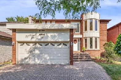 Huge Bayview Village Family Home for Sale Image# 2