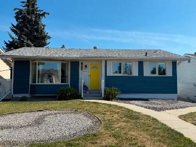 Fully Renovated Bungalow in Evansdale Image# 2