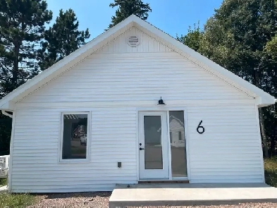 Bright Furnished Cottages to Rent in Shediac Image# 1