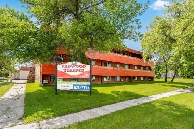 Great location for this 2 bedroom updated suite. Image# 1