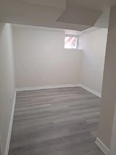 Scarborough 3 bedroom basement apartment Image# 1