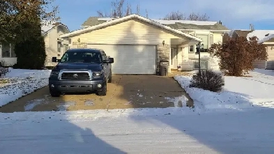 5 Bed 3 Bath House/Double Garage in South Patterson Avail Oct 1 Image# 10