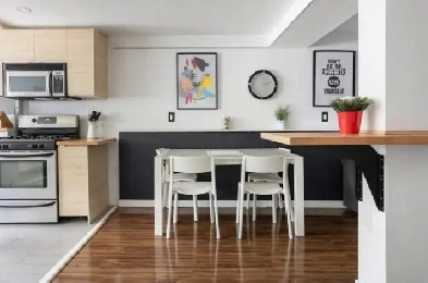 2-Bedroom Suite in North Vancouver Image# 1