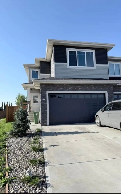 Bright, Spacious, Duplex - 3 bedrooms 3 Baths Image# 1