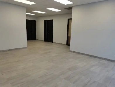 large 4 rooms office space lease, prime location, city central Image# 1