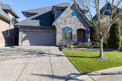 South Surrey/White rock house for rent  Great location! Image# 1