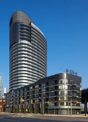 $2100 / 1br - Panorama, Suite 1902 with Southwest view Image# 13