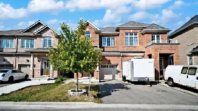 3 Bedroom Semi Detached House for Sale Brampton Image# 5