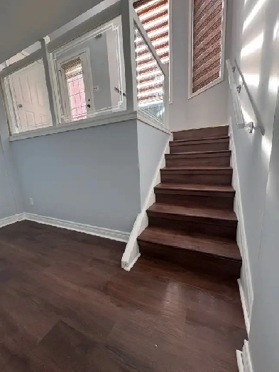 Upper Unit in South Windsor - 2 BR   1 Den   1 Bathroom Image# 10